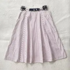 美品 TOGA PULLA バックルベルト付き ストライプ フレアスカート 36のサムネイル