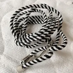 [seninhi] スマホストラップ 肩掛けストラップ(ゼブラストライプ)