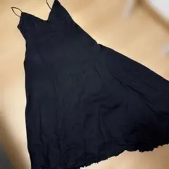 Mila owen 黒いキャミワンピース Vネック