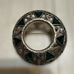 ビンテージ　ブローチ