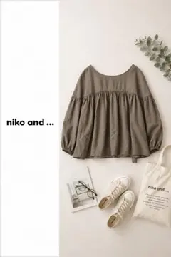niko and… ニコアンド バックリボン ギャザーブラウス カーキL 長袖のサムネイル