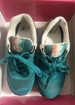 Item thumbnail for item 88bd23f7-bb9f-445f-8a70-c593d48d5295