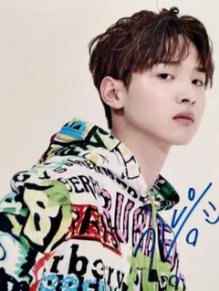 セール中…チャン・ドンユン直筆サイン入り超 特大写真…Jang Dong〜 Amazon.co.jp: チャン ドンユン直筆サイン入り超 特大写真…Jang