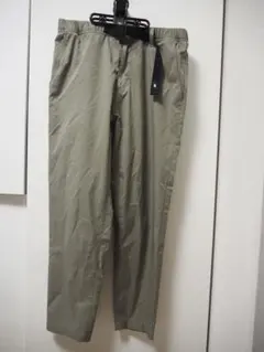 New Balance カーキ パンツ Lサイズ