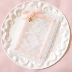 A7サイズ　トレカケースデコ　硬質ケース　硬化ケース　レースデコ　ピンク　リボン