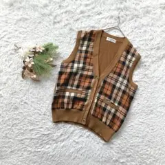 【マンシングウェア】 (M) ニットベスト チャック柄 ウール100% 金ボタン