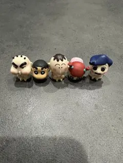 クレヨンしんちゃん　ガチャガチャ　マスコットフィギュア　5個セット