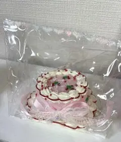 さくらんぼのリボン付きクリームホールケーキ スクイーズ 捏捏 ピンク