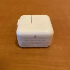 iPhone iPad 充電器　アダプター　10W Apple 純正 B068