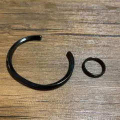 ブラックメタル バングルとリングセット