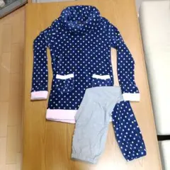 フワフワ軽いドット柄のルームウェア