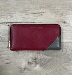 マークジェイコブス MARCJACOBS 長財布 サフィアノ メタルレターズ 赤のサムネイル