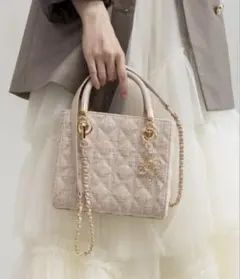出品ラスト最終値下げ RANDA LUXURYビジューキルティングバッグ定価4万