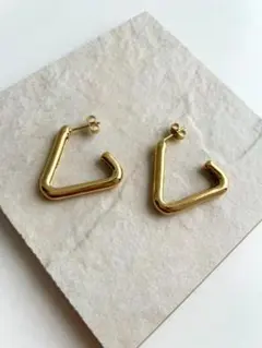 Item thumbnail for item 0ef7116f-f5a0-4253-9698-514979912b50