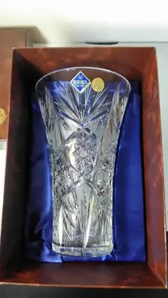 【新品未使用】チェコ製ハンドカットクリスタルガラス花瓶(大)