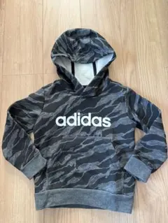 adidas 迷彩柄 フリースパーカー