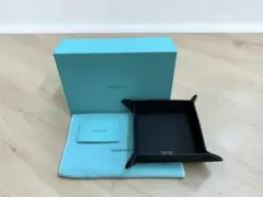 Tiffany & Co. ティファニーブルー レザートレイ Tiffany & Co. ティファニーブルー レザートレイ - メルカリ