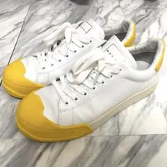 MARNI イエロースニーカー　マルニコントラストトゥ スニーカー　ホワイトのサムネイル