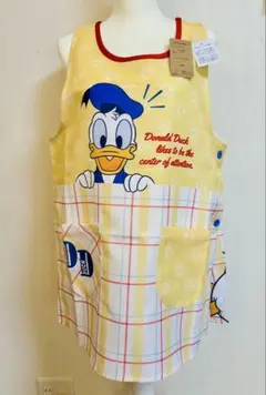 M〜L エプロン　ドナルドダック　新品　ディズニー