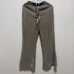 プリーツパンツ グレージュ系 ウエストゴム