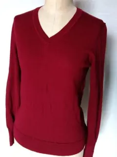 美品◆UNIQLO ウール100％ Vネックセーター ワインレッド◆