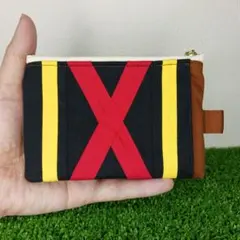 勝負服風ミニファスナーポーチ　サンデーレーシング　本体カラー：鹿毛　推し馬