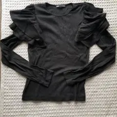 フリルカットソー