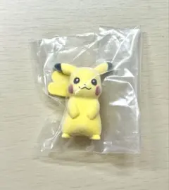 ピカチュウ フロッキードール ガチャガチャ ポケモン