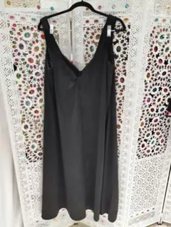 【新品タグ付き】ZARA　サロペット　黒　ベロア　L　ワンピース