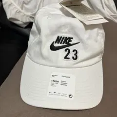 新品！ NIKE 23 Heritage86 キャップ ホワイトのサムネイル