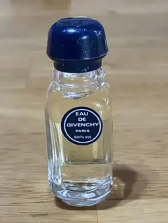 GIVENCHY EAU DE GIVENCHY ミニ香水 4mlのサムネイル