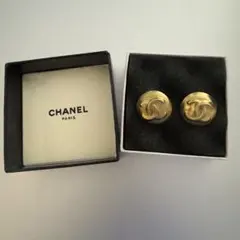 T2881 美品 シャネル ココマーク オーバル イヤリング CHANEL ココマーク オーバル ヴィンテージイヤリング ゴールド - メルカリ