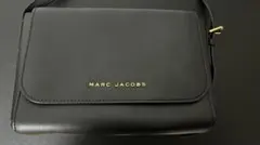 黒ショルダーバック