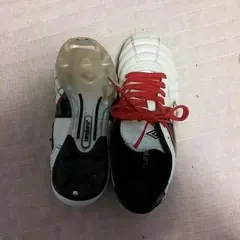 Umbro サッカースパイス22.5cm