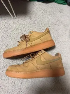 Nike Air Force 1 ベージュ スニーカー