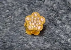 マリークワントダブルサイドデイジー2 ピアス(片耳用)