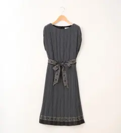 【新品未使用】SCAPA ドット プリーツワンピース 濃紺 定価64,900円 2026年最新】SCAPA レディース ワンピース その他の人気アイテム