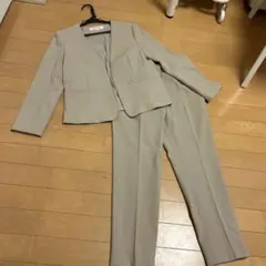 【洗える】NATURAL BEAUTY BASIC ベージュ色　 スーツセット