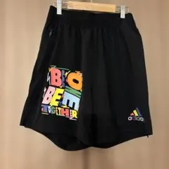 adidas レア ショートパンツ 블랙
