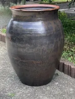 古い唐津焼の大甕69cm 水鉢 水瓶 古民具 - メルカリ