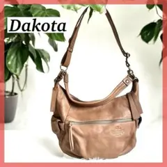 Dakota ベージュ レザー ショルダーバッグ