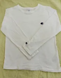 150サイズ　白ロングTシャツ　チャンピオン