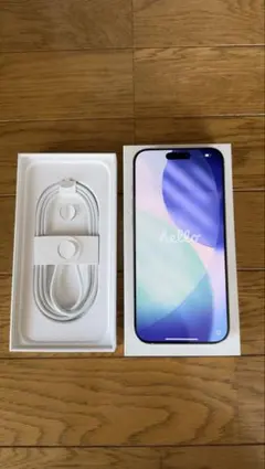 美品 iPhone 16 Pro Max 256GB ホワイトチタニウム