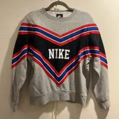 NIKE スウェット トレーナーのサムネイル