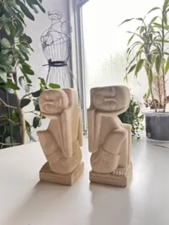 アジアンな置物 2体セット 本立てに・・・のサムネイル