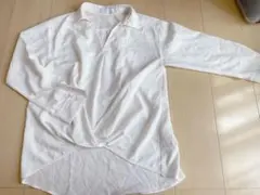 【CECIL McBEE】ブラウス　ホワイトVネック長袖シャツ