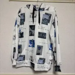 春秋服ホワイトデザインパーカー