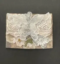 エコティッシュカバー　バラ　蝶々　ハンドメイド エコティッシュカバー バラ 蝶々 ハンドメイド - メルカリ