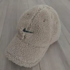 【美品】Nike ナイキ シェルパ キャップ ボアキャップ ベージュのサムネイル