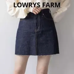 LOWRYS FARM　ミニデニムスカート　フリンジのサムネイル